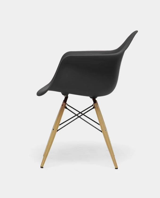 Modern Shell Chair